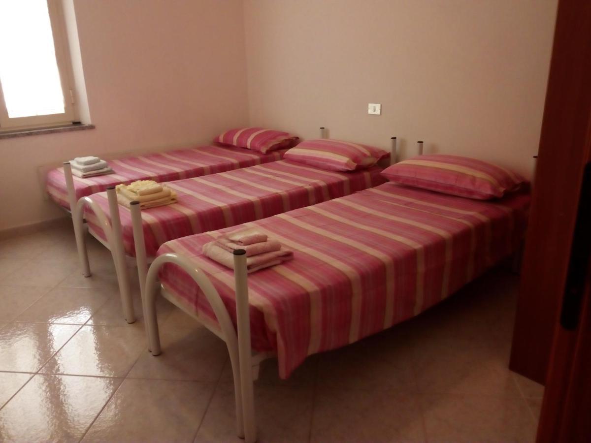 Santu Luisu Iun P2230 Apartment Galtellì Екстериор снимка